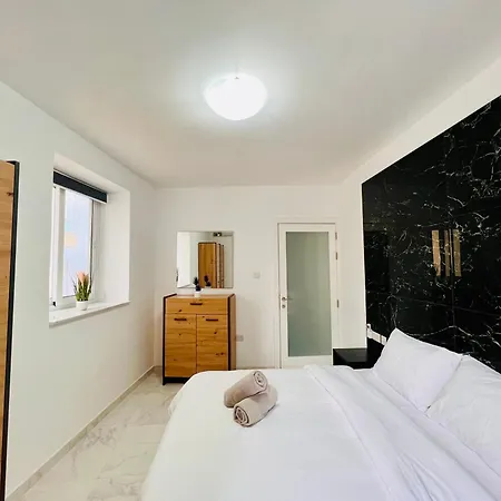 Beachfront Dr Gazde/Camere de închiriat *