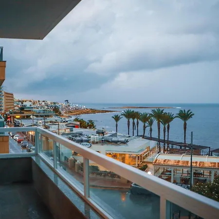 Beachfront Dr *